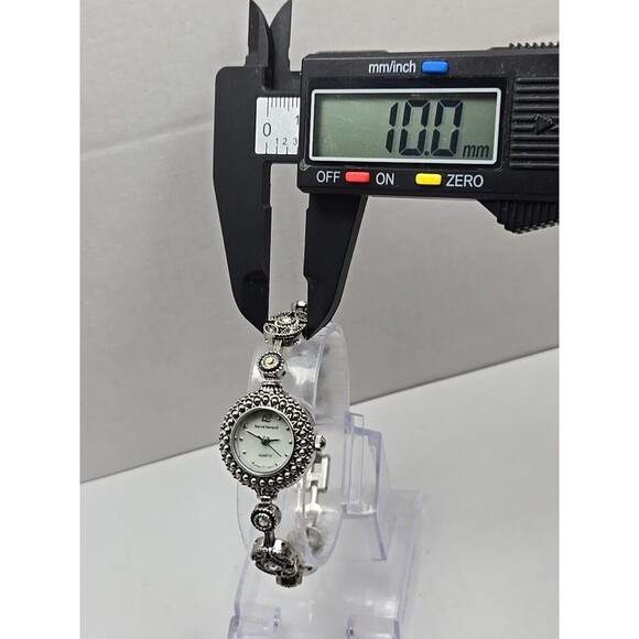 Harve Benard Marcasite Bracelet Watch Rhinestones Silver Tone Quartz New Battery - Picture 5 of 9